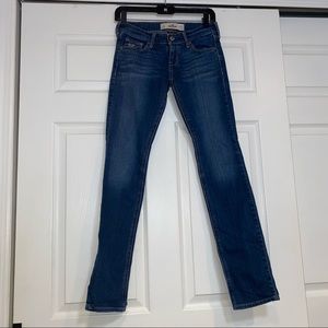 Women’s Juniors Hollister skinny stretch jeans size 1.